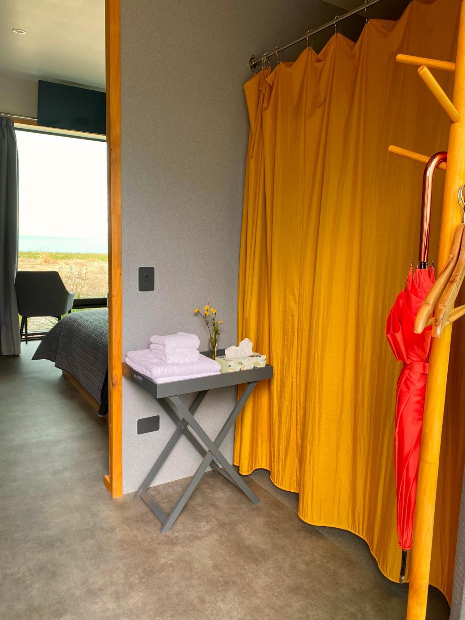 “The Cliffs” Humpridge View Motels Tuatapere Eksteriør billede